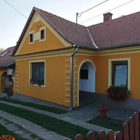 Guest house Nadkunyho Vendeghaz Hegyhatszentjakab