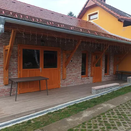 Nadkunyho Vendeghaz Hegyhátszentjakab