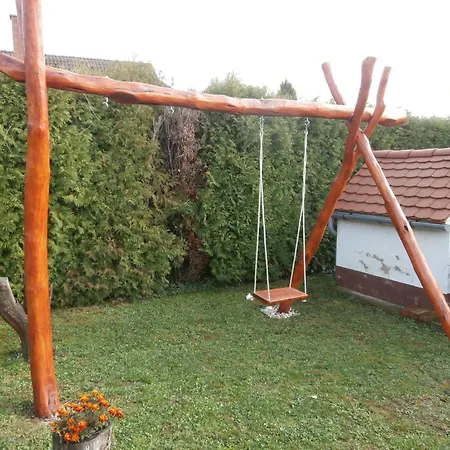 Nadkunyho Vendeghaz 3* Hegyhátszentjakab