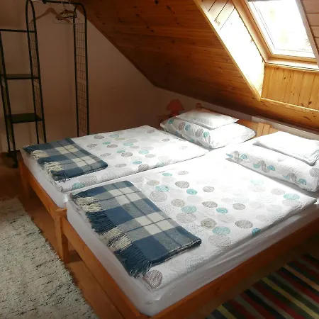 Nadkunyho Vendeghaz 3*